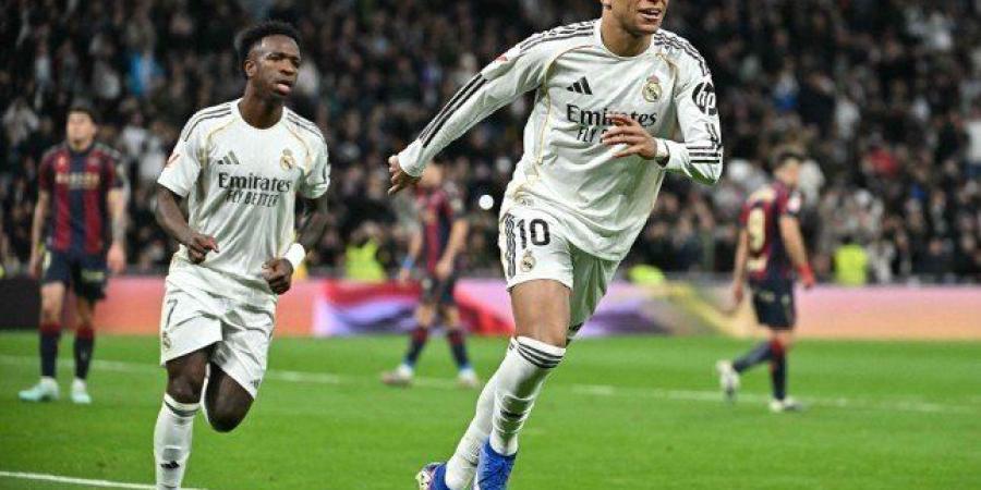 منافسة الصدارة تبلغ ذروتها في الليجا.. اختبار صعب للريال أمام فياريال وبرشلونة يتمسك بالقمة ضد أوفييدو - جريدة هرم مصر