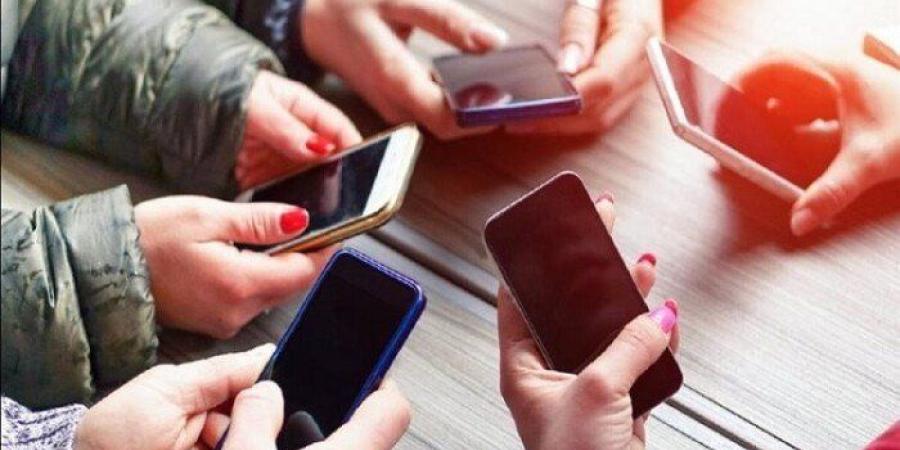 مصطفى بكري عن إعفاء الهواتف المستوردة: «المواطن بيتحمل أعباء إضافية» - جريدة هرم مصر