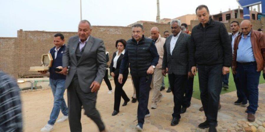 محافظ البحر الأحمر يفتتح أول شاطئ لذوي الهمم بالغردقة - جريدة هرم مصر