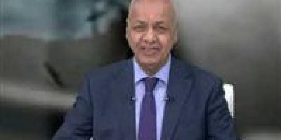 مصطفى بكري يطالب بإلغاء ضريبة الهواتف الواردة من الخارج حفاظًا على تحويلات المصريين بالخارج - جريدة هرم مصر