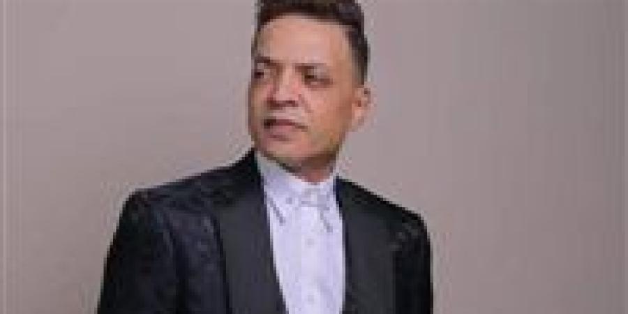 أزمة جديدة في حياة طارق الشيخ.. زوجته تتهمه بالاعتداء عليها داخل شقة الهرم - جريدة هرم مصر