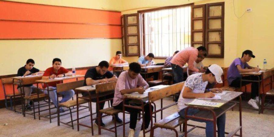 امتحانات الثانوية العامة 2026.. موعد الانطلاق وآخر يوم لتسجيل الاستمارة - جريدة هرم مصر