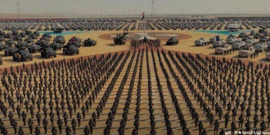 «أبطال لا يخشون الموت».. اصطفاف مهيب لقوات الشرطة في عيدها 74 - فيديو - جريدة هرم مصر