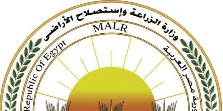 وزير الزراعة تحذر من صفحات وهمية تروج لبيع منتجاتها عبر مواقع الإنترنت وصفحات التواصل الاجتماعي - جريدة هرم مصر