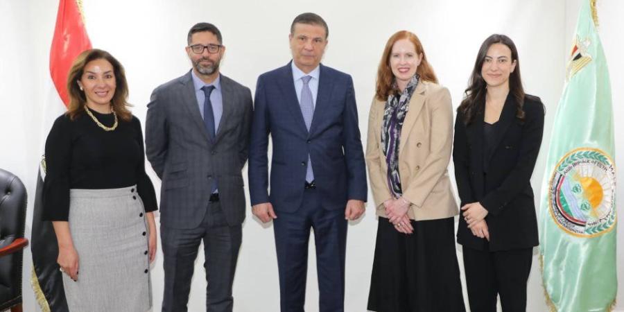 وزير الزراعة يبحث مع ممثلي "كرافت هاينز" توسيع الاستثمارات وتعزيز منظومة الزراعة التعاقدية - جريدة هرم مصر