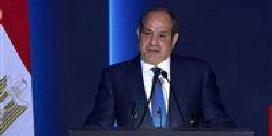 السيسي يمازح وزير الداخلية: اللي بيحصل في الأقسام هتتحاسب عليها يا محمود.. رجالتك بيورطوك - جريدة هرم مصر