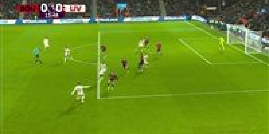 بورنموث ضد ليفربول.. انطلاق الشوط الثاني من مباراة ليفربول وبورنموث في الدوري الإنجليزي - جريدة هرم مصر