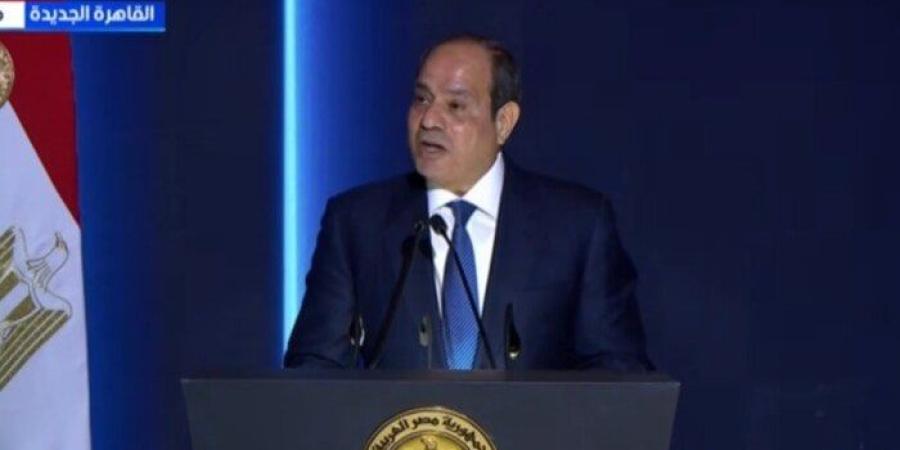الرئيس السيسي: سنظل أوفياء لذكرى الشهداء ومتمسكين بواجبنا تجاه أسرهم - جريدة هرم مصر