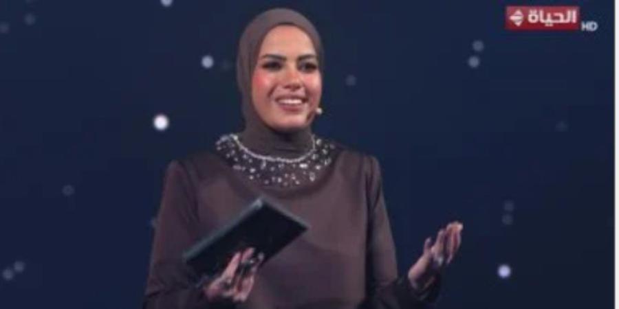 آية عبد الرحمن: الشيخة أم السعد علامة فارقة فى تاريخ تلاوة القرآن بالعالم الإسلامى - جريدة هرم مصر