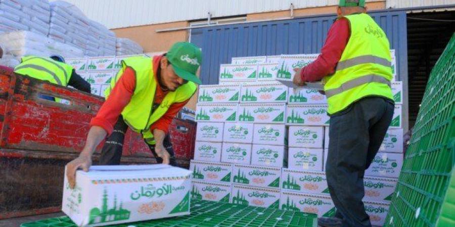 استعداداً لشهر رمضان 2026.. تجهيز 40 ألف كرتونة مواد غذائية لدعم قرى ونجوع المنيا - جريدة هرم مصر