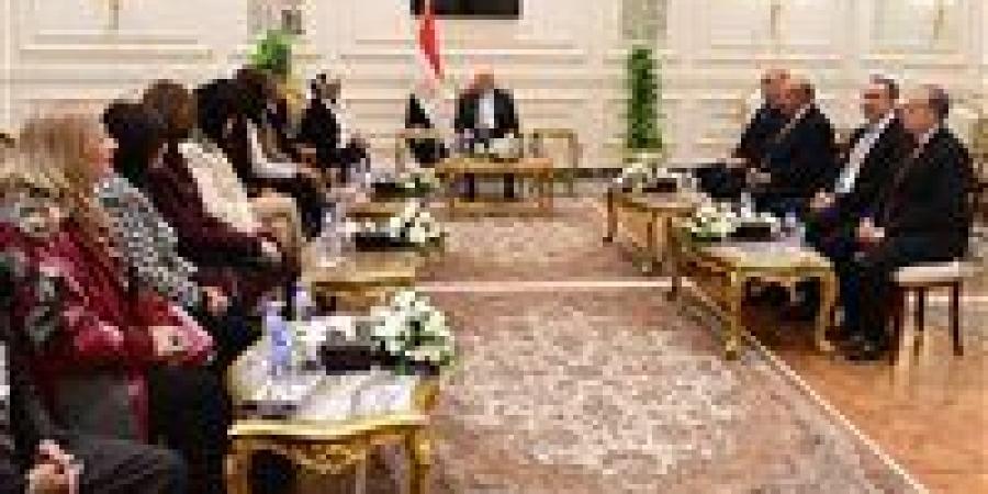 رئيسة المجلس القومي للمرأة تقدم التهنئة للمستشار هشام بدوي - جريدة هرم مصر