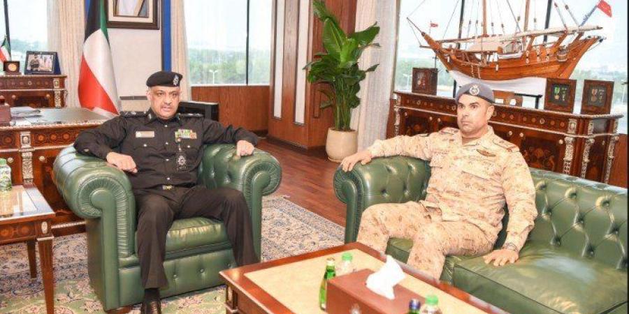 الكويت.. الداخلية والجيش يبحثان سبل تعزيز التعاون والتنسيق المشترك - جريدة هرم مصر