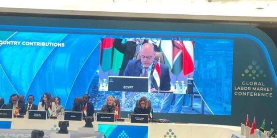 وزير العمل يعلن عن منصة عالمية للربط بين أصحاب الأعمال والباحثين عن عمل - جريدة هرم مصر