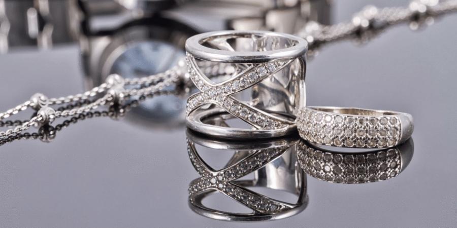 الجرام عيار 999 بكام؟.. سعر الفضة اليوم الاثنين 26 يناير 2026 - جريدة هرم مصر