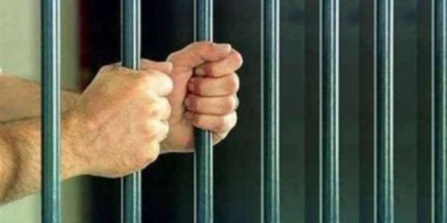 السجن 15 عاما لعاطل متهم بابتزاز ضحاياه عبر حساب وهمى باسم الشيخة أميرة المصرية - جريدة هرم مصر