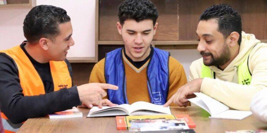 «حياة كريمة» تهدي مراكز العزيمة 14 ألف كتاب عن الصحة النفسية والاجتماعية والدينية - جريدة هرم مصر