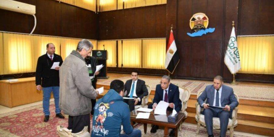محافظ الفيوم يوجه بتوفير الرعاية الصحية والعلاج على نفقة الدولة للحالات المرضية - جريدة هرم مصر