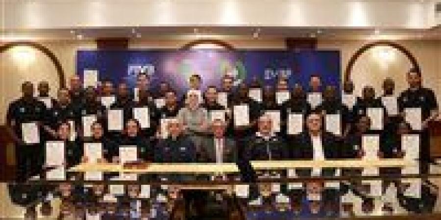 الكرة الطائرة| ياسر قمر يختتم دورة ترشيح الحكم الدولي وتكريم الحكام - جريدة هرم مصر