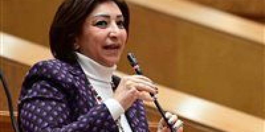النائبة مها عبد الناصر: زيادة أسعار خدمات المحمول فاجأت المواطنين والبرلمان.. والإنترنت لم يعد رفاهية - جريدة هرم مصر