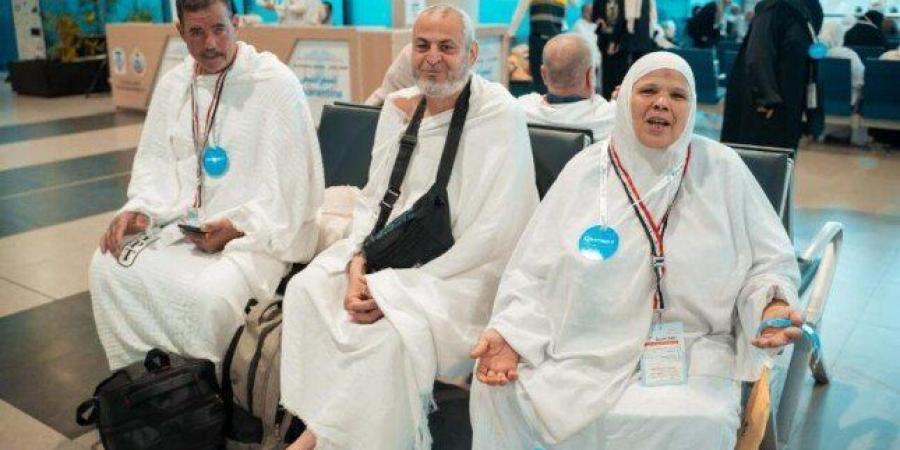«مصر للطيران» تسير اليوم 13 رحلة جوية لنقل الحجاج إلى الأراضي المقدسة - جريدة هرم مصر