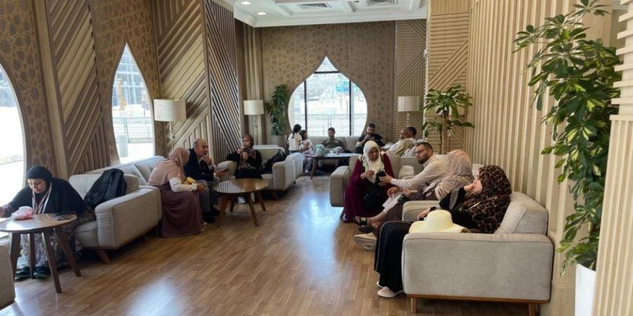 رئيس الجهاز التنفيذي للجنة الوزارية للحج: بدأنا نقل الحجاج إلى مكة المكرمة وسط إشادة واسعة بالخدمات والتنظيم (صور) - جريدة هرم مصر