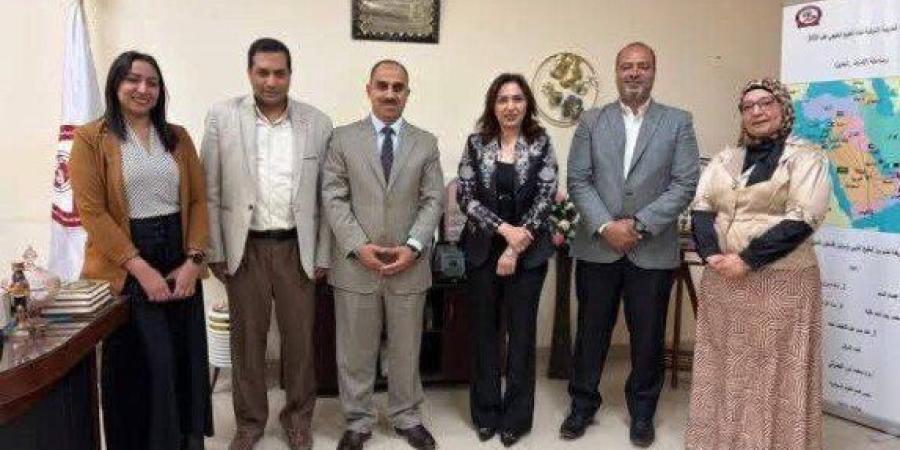 من المدرج إلى «شاشة التداول».. جامعة بني سويف تُعلم طلابها أسرار الربح من البورصة - جريدة هرم مصر