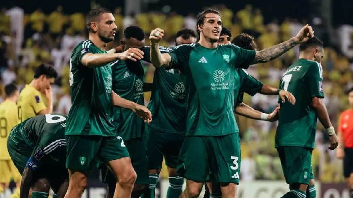 الأهلي والشارقة وجهاً لوجه في قمة آسيوية مرتقبة