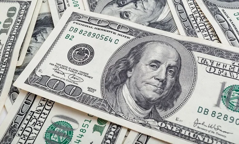 سعر الدولار مقابل الدينار الجزائري