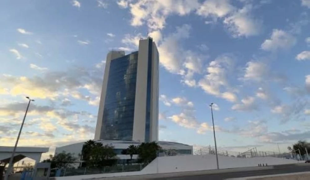 الأمطار الرعدية المصحوبة بزخات البرد والرياح النشطة تؤثر على معظم مناطق المملكة