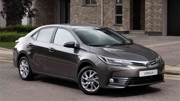 سوق السيارات المستعملة تويوتا كورولا موديل 2022 تتداول بهذا السعر المثير للاهتمام
