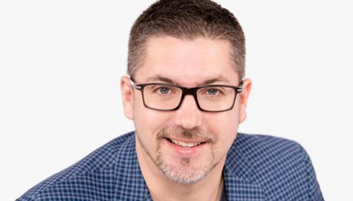 معرض ريترو موبيل باريس 2026 يعيد إحياء السيارات الكلاسيكية ويعزز استثمارها العالمي