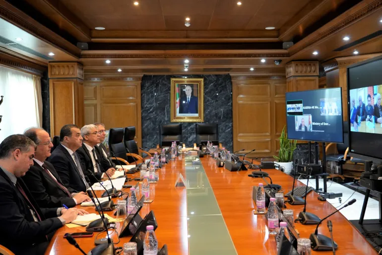 الجزائر تعزز مكانتها في أسواق الطاقة العالمية من خلال استراتيجيات الشراكة الدولية والاستثمارات الجديدة والمتنوعة