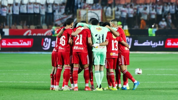 الأهلي يستضيف زد في مباراة جديدة من دوري المصري لكرة القدم