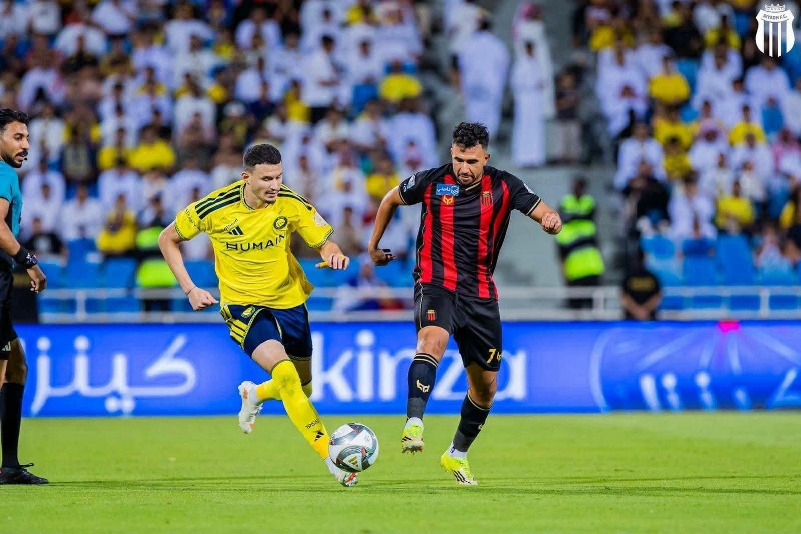 تريزيجيه يساهم في فوز النصر برباعية ويتصدر جدول الدوري السعودي