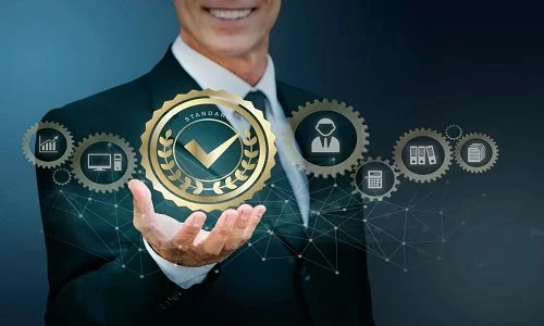 دورات بشهادات معتمدة وأهميتها في تطوير المهارات المهنية ومستقبل الوظيفة