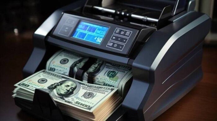 سعر الدولار في مكاتب الصرافة مساء اليوم الجمعة 14 أغسطس 2026 يسجل تغيرات ملحوظة