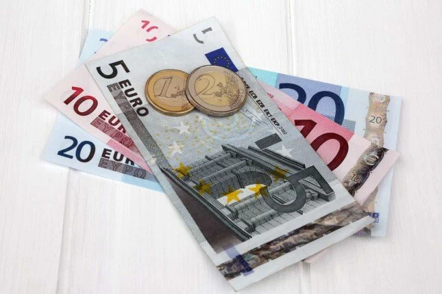 سعر اليورو اليوم في البنك الأهلي المصري آخر تحديث وابتداء من الأسبوع
