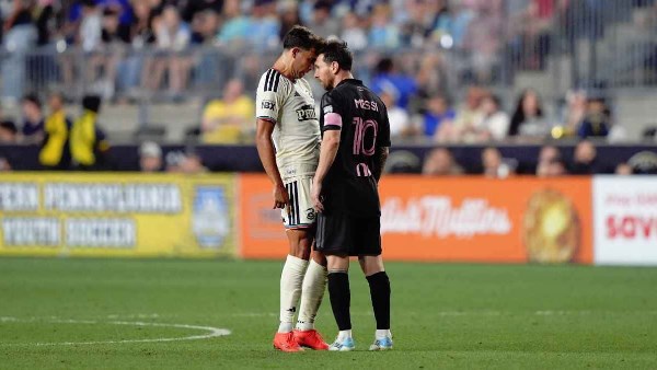 صفعة ميسي تثير جدلا كبيرا في الدوري الأمريكي وهل يواجه عواقب نتيجة اشتباكه مع موهبة فيلادلفيا