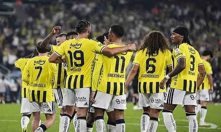 فنربخشة يفوز على ليون ويتأهل إلى دوري أبطال أوروبا بثنائية قوية