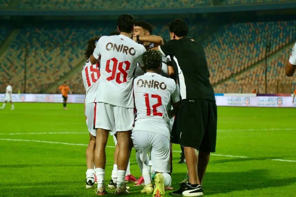 فوز الزمالك الأول وتمديد عقد نجم الأهلي يعزز المنافسة في الدوري المصري