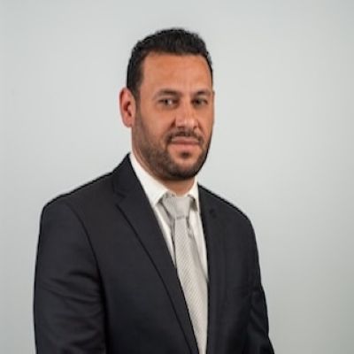 مدارس تدريبية تسهم في قيادة معركة العقول من دكة8 لتعزيز القدرات الفكرية والتعليمية