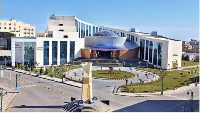 مصاريف كلية إدارة الأعمال في الجامعات الأهلية 2026 2027 والأسعار وشروط القبول
