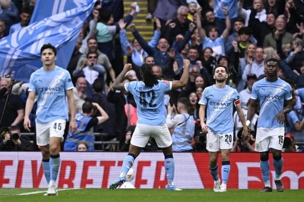 نجم مانشستر سيتي يختتم مسيرته في أوروبا وينتقل إلى الدوري السعودي لكرة القدم