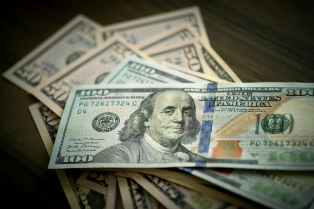 أحدث سعر الدولار مقابل الجنيه المصري في البنك الأهلي خلال أسبوع التحديث المباشر