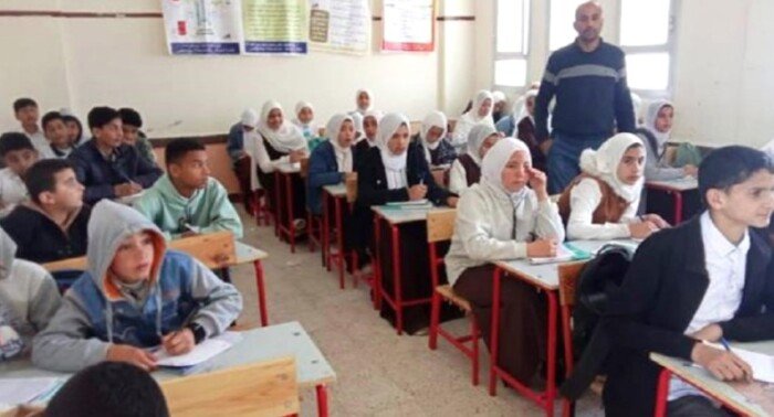 تسجيل الغياب إلكترونيًا وإخطار أولياء الأمور بشكل مباشر لضمان متابعة الطلاب بشكل فعال