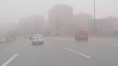 أمطار رعدية ورياح مثيرة للرمال والأتربة تتسبب في تقلبات جوية حادة وانخفاض في درجات الحرارة