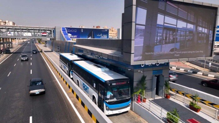 استمرار تشغيل BRT بين محطتي الإسكندرية الزراعي وصن كابيتال كل 10 دقائق اليوم