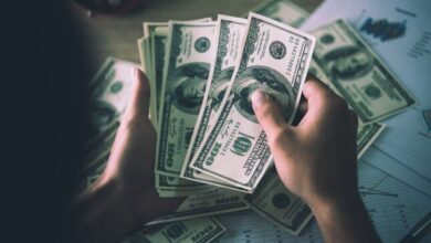 سعر الدولار اليوم الإثنين 19 أكتوبر 2026 يتخطى حاجز 54 جنيهًا في الأسواق المحلية