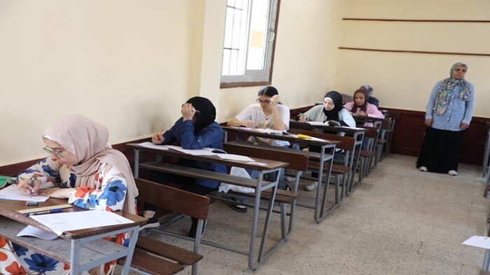 موعد امتحانات الترم الأول 2027 في المدارس لجميع الصفوف وإجازة نصف العام الرسمية